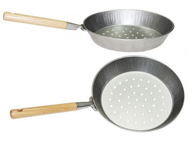 PADELLA TOSTACASTAGNE MANICO LEGNO CM. 26